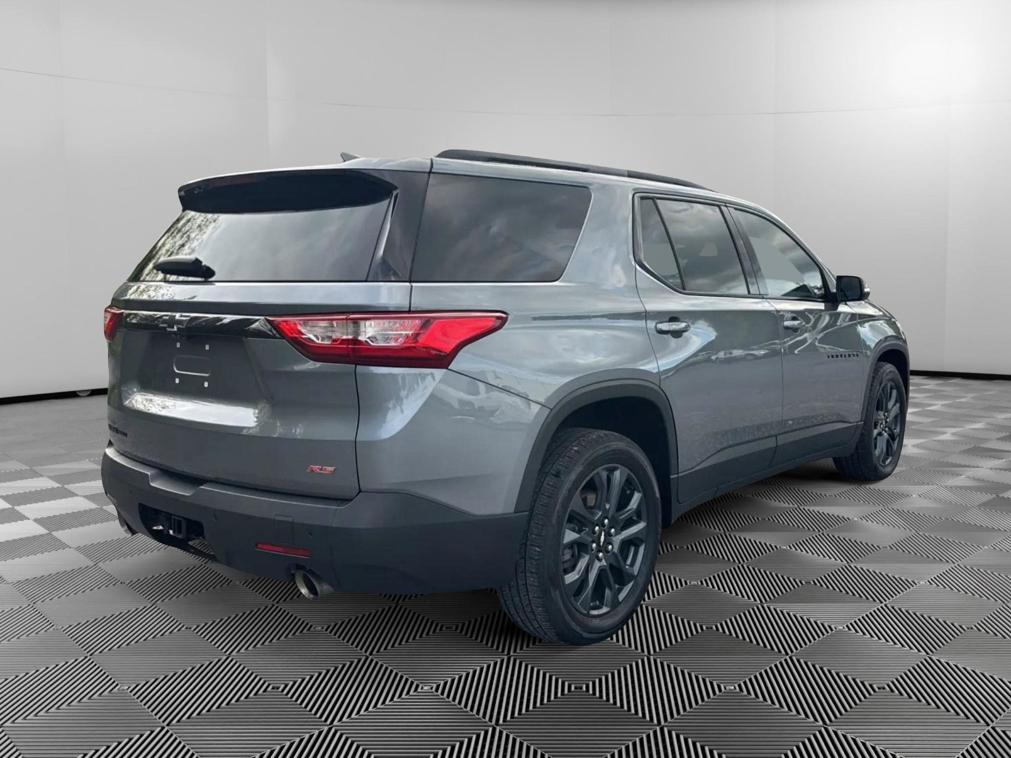 Used 2021 Chevrolet Traverse RS AWD/4WD image 4
