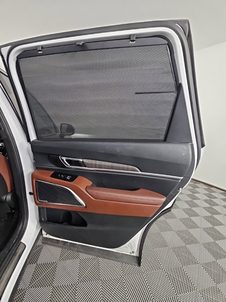 Used 2023 Kia Telluride SX Prestige AWD/4WD image 19