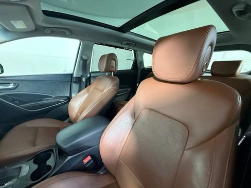Used 2015 Hyundai Santa Fe Limited w/ Option Group 04 AWD/4WD image 12