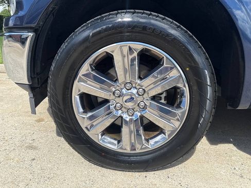 Used 2018 Ford F150 Lariat w/ Equipment Group 502A Luxury RWD image 10