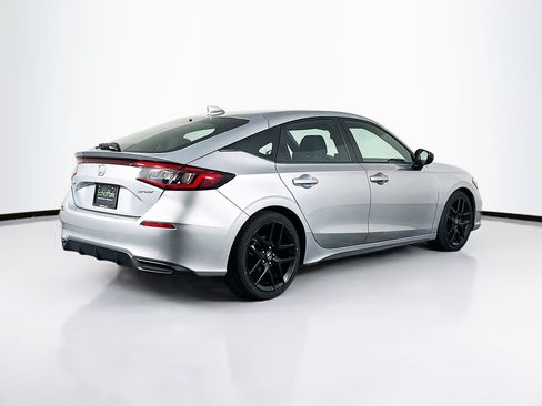 Used 2025 Honda Civic Sport image 9