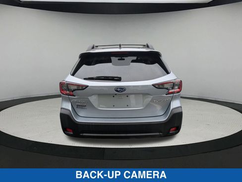Certified 2023 Subaru Outback Premium image 5