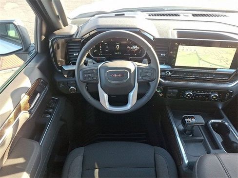 New 2026 GMC Sierra 1500 Elevation image 8