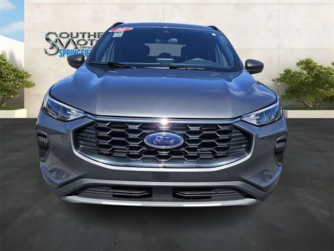 Used 2025 Ford Escape ST-Line image 8