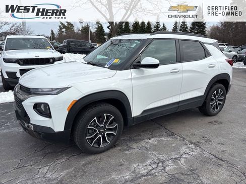 Certified 2023 Chevrolet TrailBlazer ACTIV w/ Convenience Package image 1