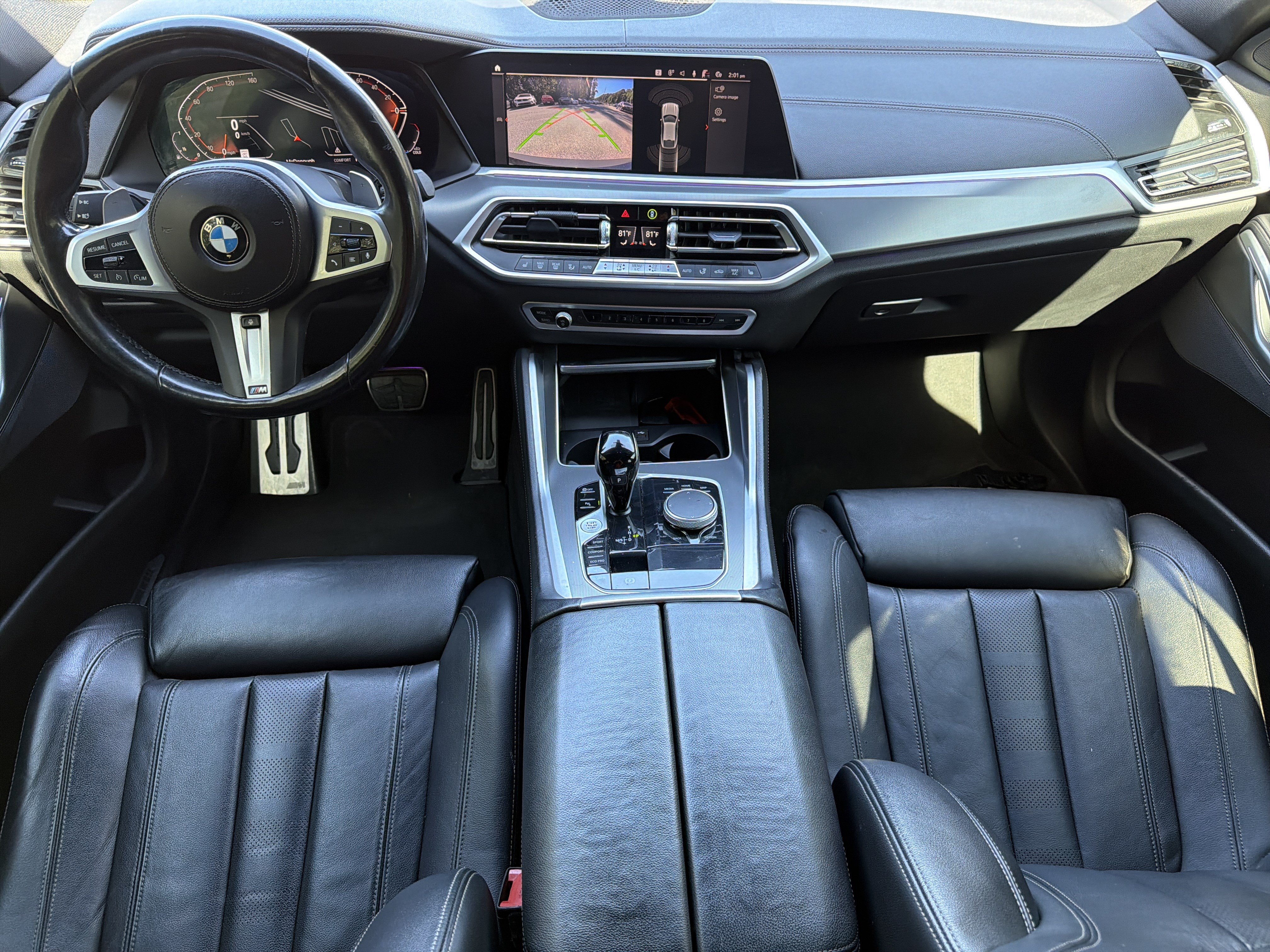 Used 2022 BMW X6 xDrive40i w/ M Sport Package AWD/4WD image 3