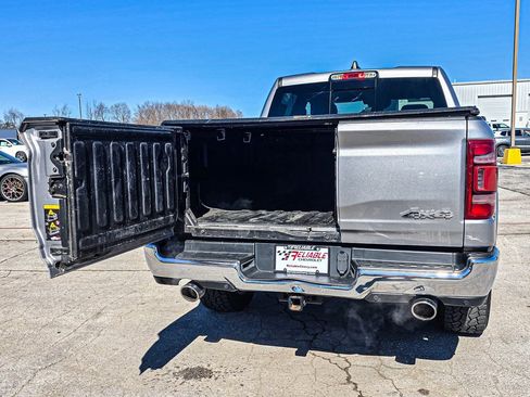 Used 2020 RAM 1500 Limited image 9