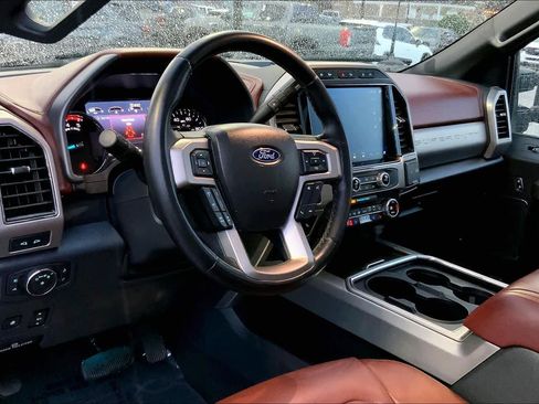 Used 2022 Ford F450 Platinum w/ FX4 Off-Road Package image 16