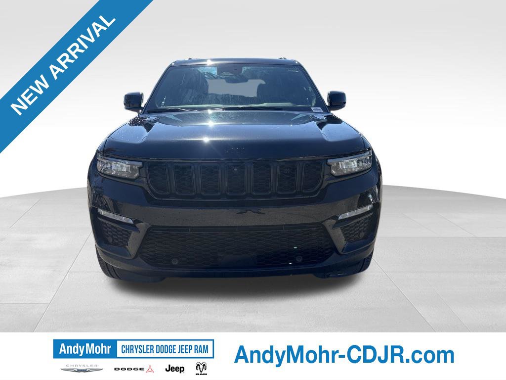Used 2025 Jeep Grand Cherokee Limited w/ Luxury Tech Group II AWD/4WD image 2