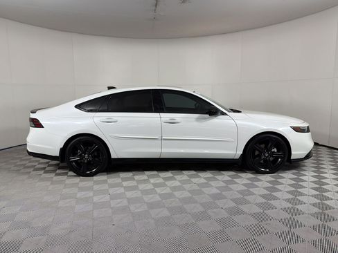 Used 2024 Honda Accord Sport image 8