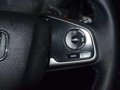 Used 2017 Honda CR-V Touring image 10