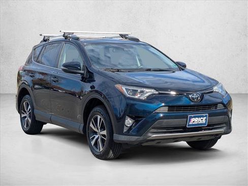 Used 2018 Toyota RAV4 XLE image 3