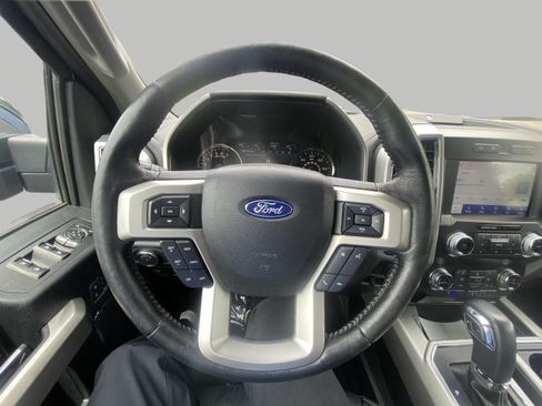 Certified 2019 Ford F150 Lariat w/ Equipment Group 502A Luxury AWD/4WD image 14