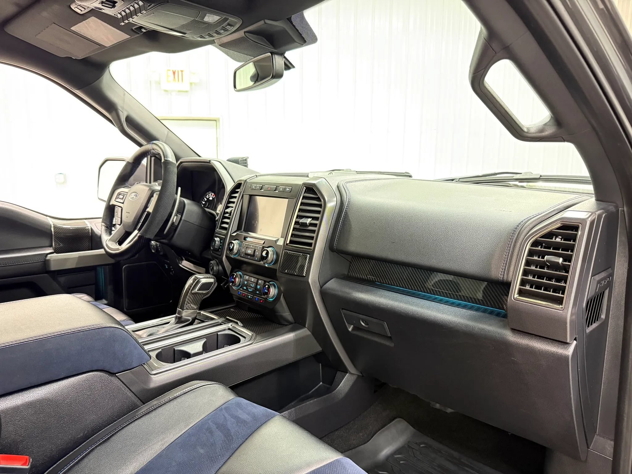 Used 2020 Ford F150 Raptor w/ Equipment Group 802A Luxury AWD/4WD image 14