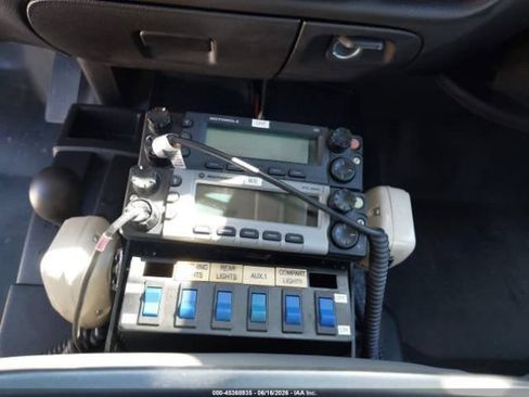 Used 2017 Chevrolet Silverado 3500 W/T AWD/4WD image 12