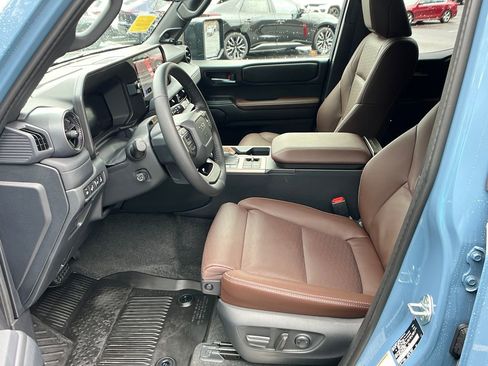 Used 2026 Toyota Land Cruiser w/ Premium Package AWD/4WD image 9