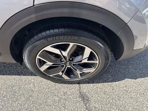 Used 2022 Kia Sportage EX w/ EX Technology Package AWD/4WD image 18
