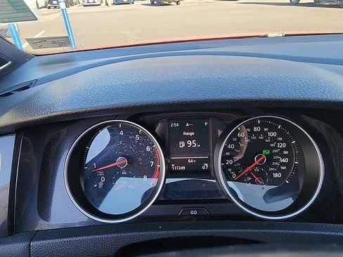 Used 2015 Volkswagen GTI SE w/ Lighting Package (SEL) image 16