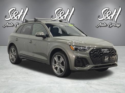 Used 2025 Audi Q5 2.0T Premium AWD/4WD image 2