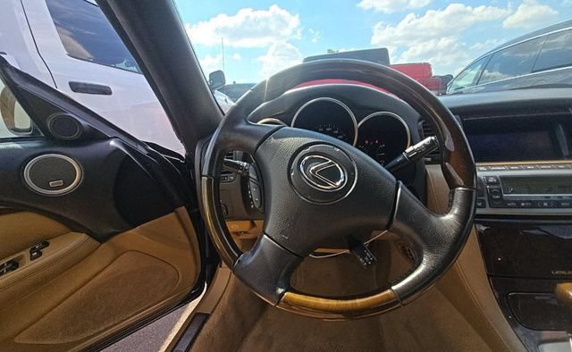 Used 2006 Lexus SC 430 Convertible RWD image 10