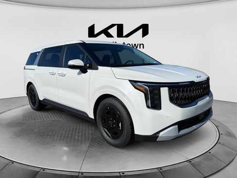 New 2026 Kia Carnival LX FWD image 7