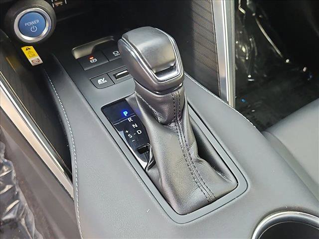 Used 2022 Toyota Venza XLE AWD/4WD image 18