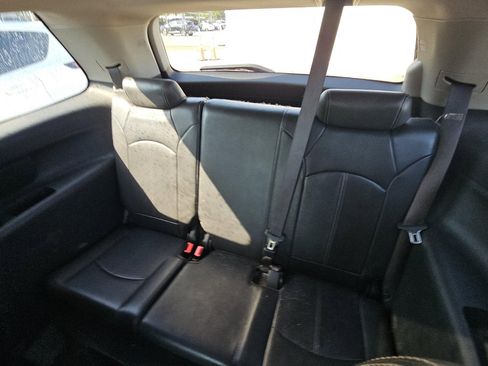 Used 2013 GMC Acadia SLT image 10