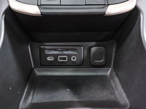Used 2024 GMC Terrain Denali w/ Denali Premium Package AWD/4WD image 20