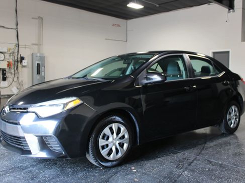 Used 2014 Toyota Corolla L FWD image 6