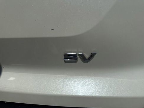 Used 2024 Nissan Pathfinder SV image 16