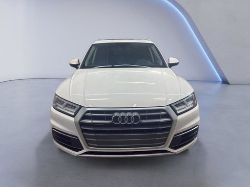 Used 2018 Audi Q5 2.0T Premium Plus w/ Premium Plus Package image 2