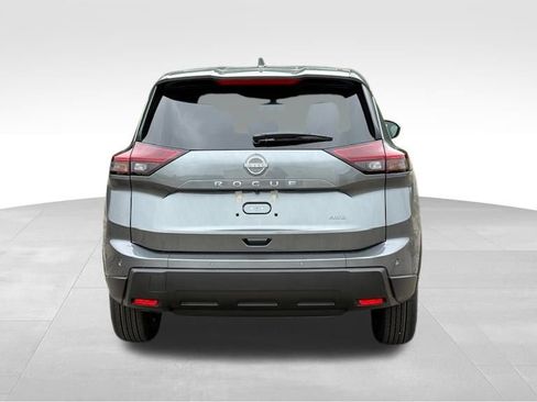 Used 2026 Nissan Rogue SV AWD/4WD image 5