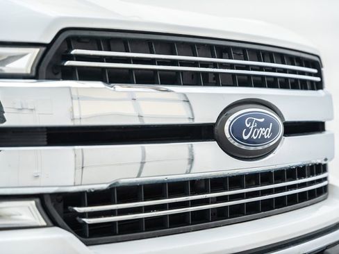 Used 2020 Ford F150 Lariat w/ Equipment Group 501A Mid AWD/4WD image 11