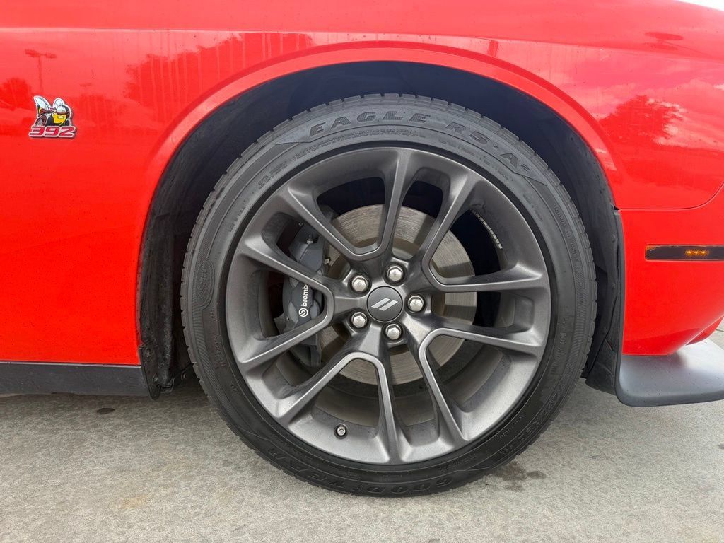 Used 2022 Dodge Challenger R/T Scat Pack RWD image 31