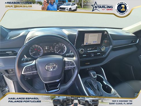 Used 2023 Toyota Highlander XSE image 17