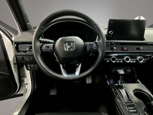 Used 2024 Honda Civic Sport Touring image 8