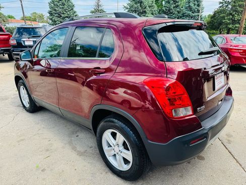 Used 2016 Chevrolet Trax LT w/ LT Convenience Package AWD/4WD image 5