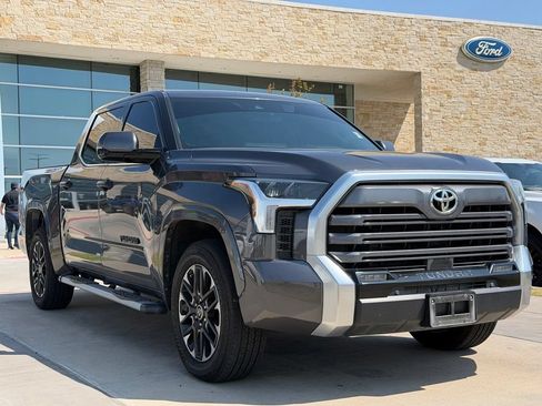 Used 2022 Toyota Tundra Limited AWD/4WD image 17