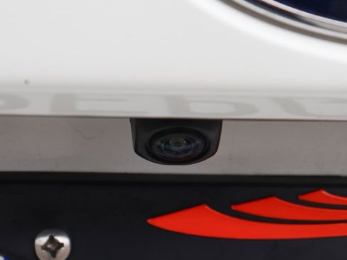 Used 2023 Subaru Outback Premium image 34