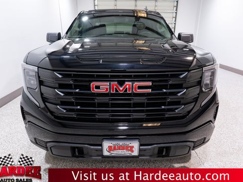 Used 2024 GMC Sierra 1500 Pro w/ Graphite Edition AWD/4WD image 7