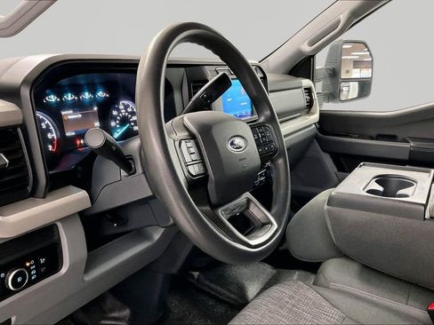 Used 2023 Ford F350 XLT image 16