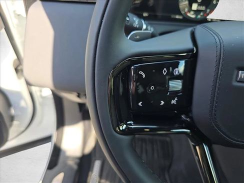 New 2026 Land Rover Range Rover Velar Dynamic SE AWD/4WD image 17