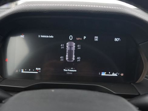 New 2026 Jeep Grand Cherokee Altitude AWD/4WD image 17