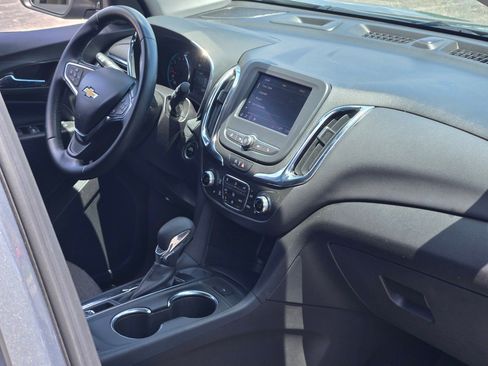 Used 2024 Chevrolet Equinox LT FWD image 9