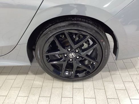 Used 2025 Honda Civic Sport image 23