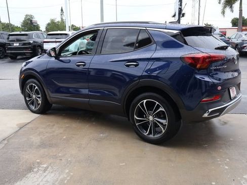 Used 2022 Buick Encore GX Essence FWD image 6