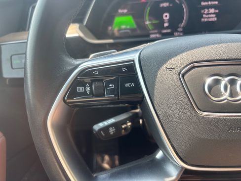 Used 2024 Audi Q8 e-tron Premium Plus w/ Premium Plus Package image 48