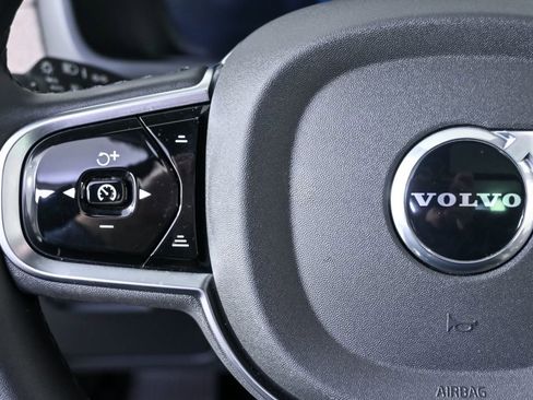 Certified 2025 Volvo XC90 B6 Plus image 12