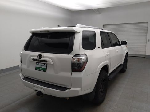 Used 2018 Toyota 4Runner SR5 image 9