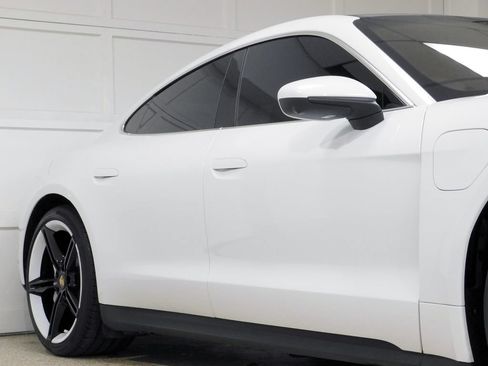 Used 2021 Porsche Taycan 4S AWD/4WD image 14